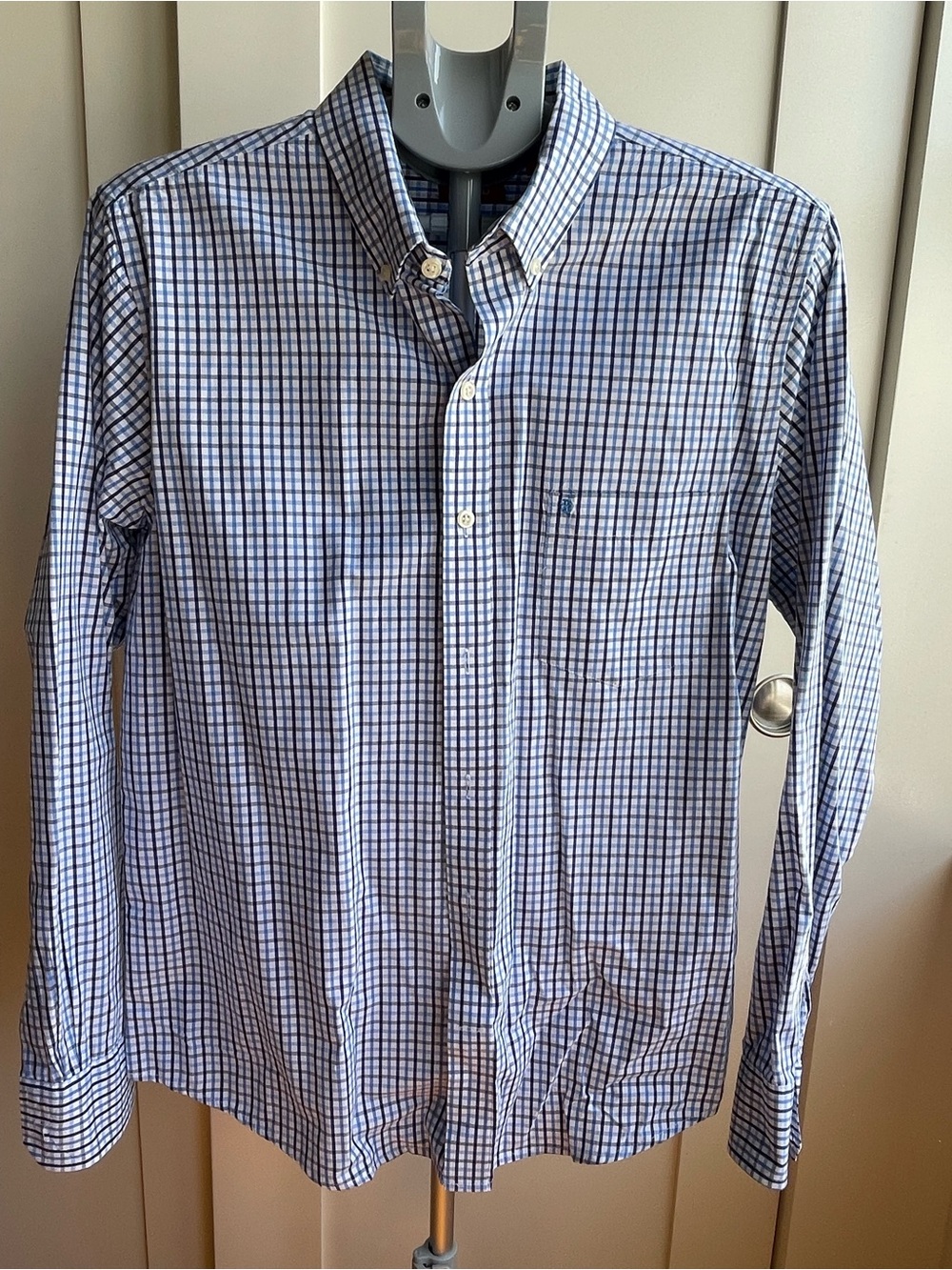 Izod Men's White, Black and Blue Windowpane Button-Down Shirt
